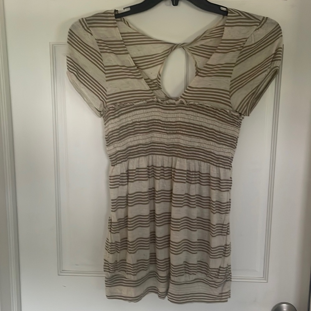 Cuts babydoll style Shirt NWT